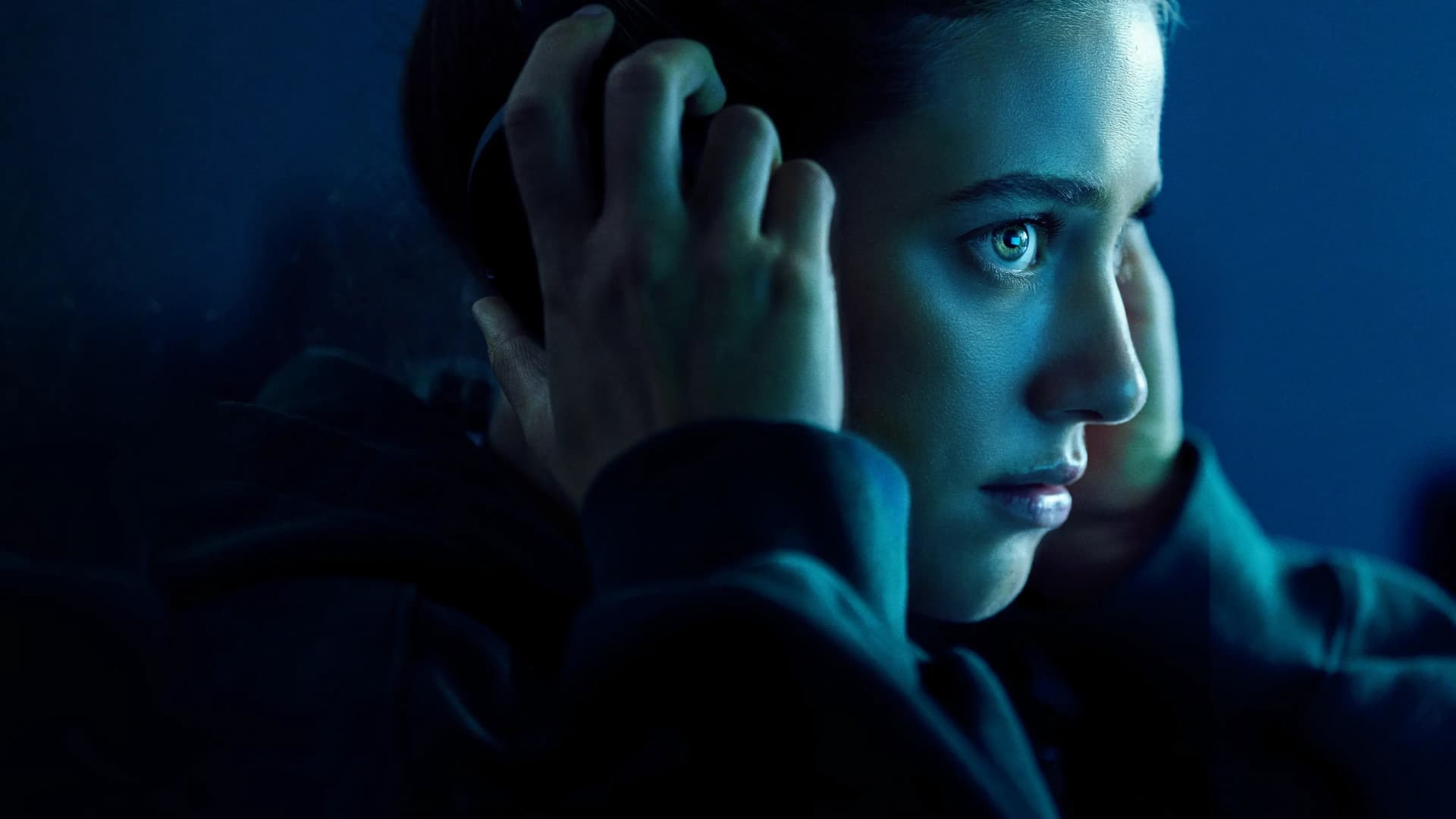 Bóng Ma Cõi Mạng