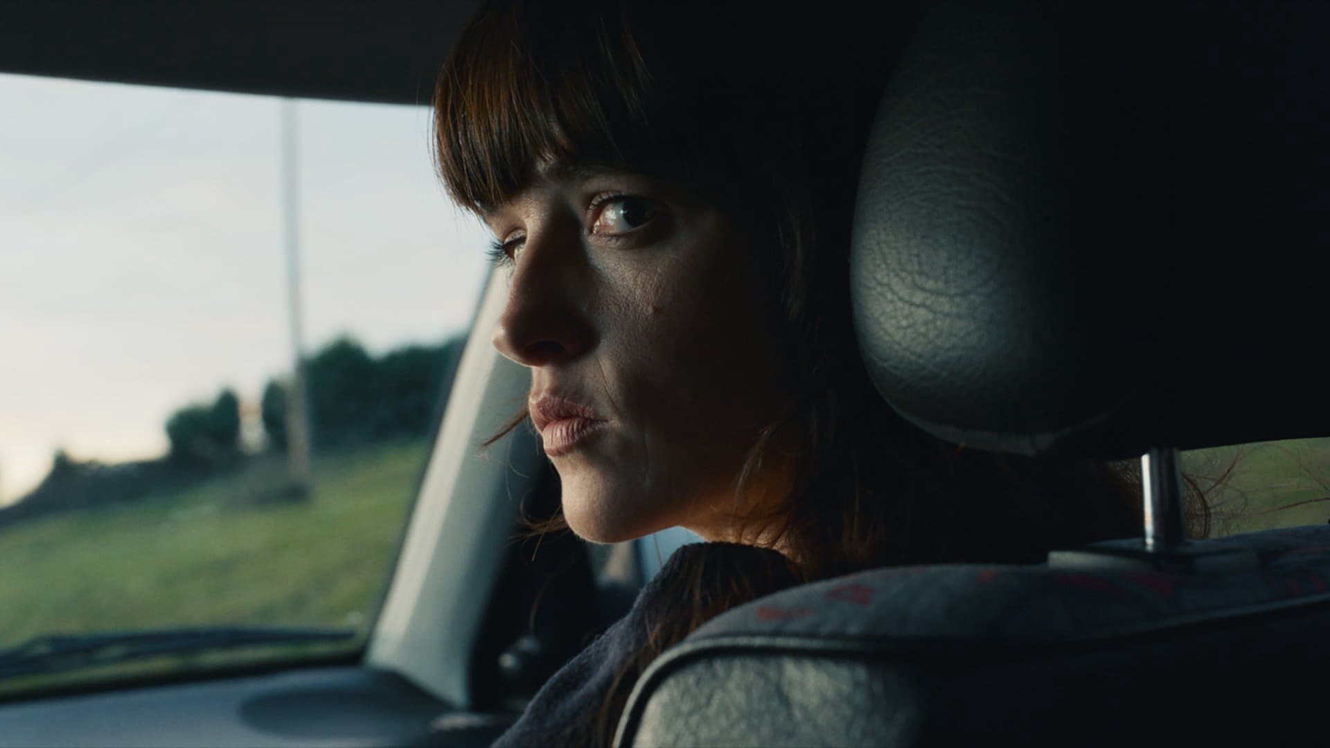 Bước Đi Trong Bóng Tối Bước Đi Trong Bóng Tối