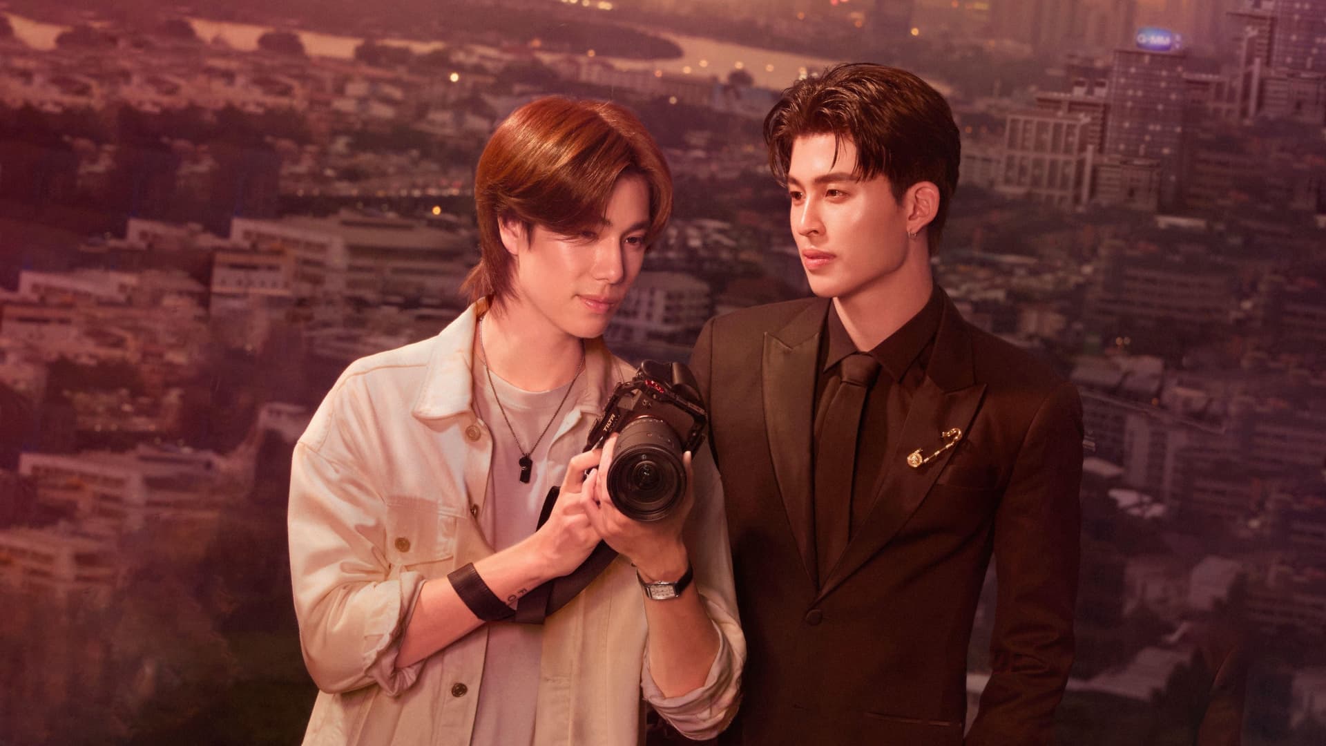 Me and Thee: Tỉnh Táo Nào, Ngài Thee Me and Thee: Tỉnh Táo Nào, Ngài Thee